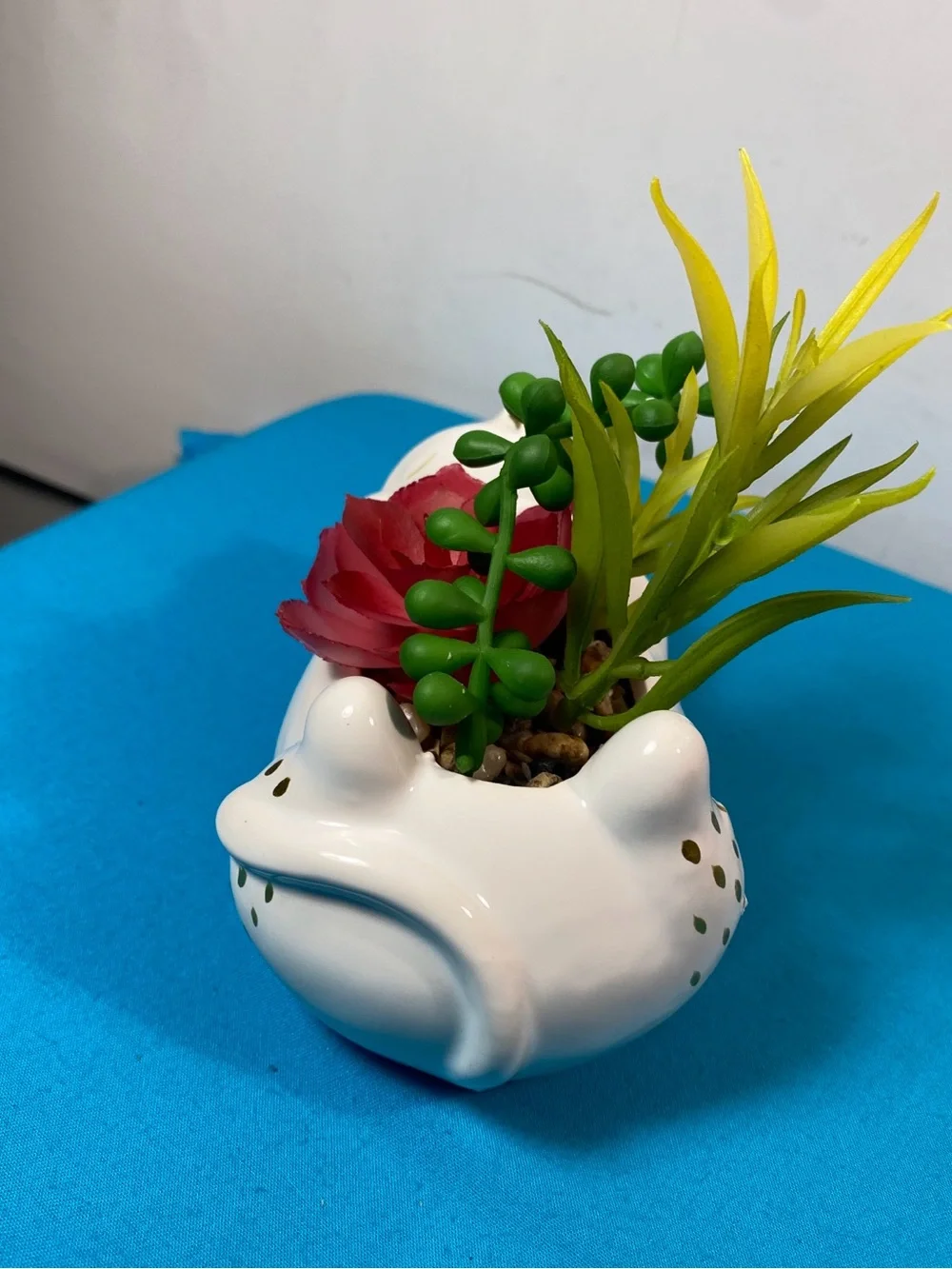 Ceramic White Cat Planter with faux plants